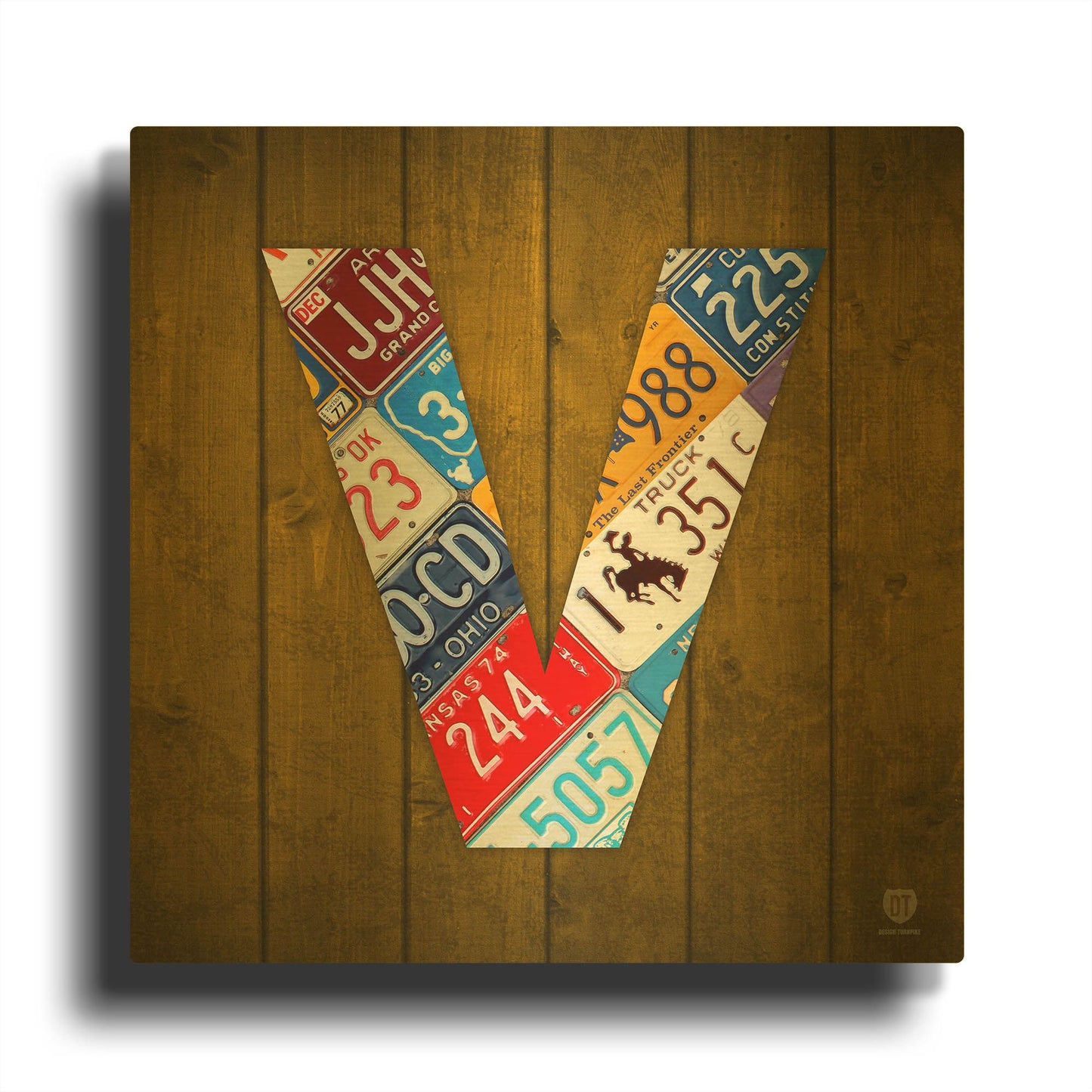 'V' By Design Turnpike Gold Metal Wall Art