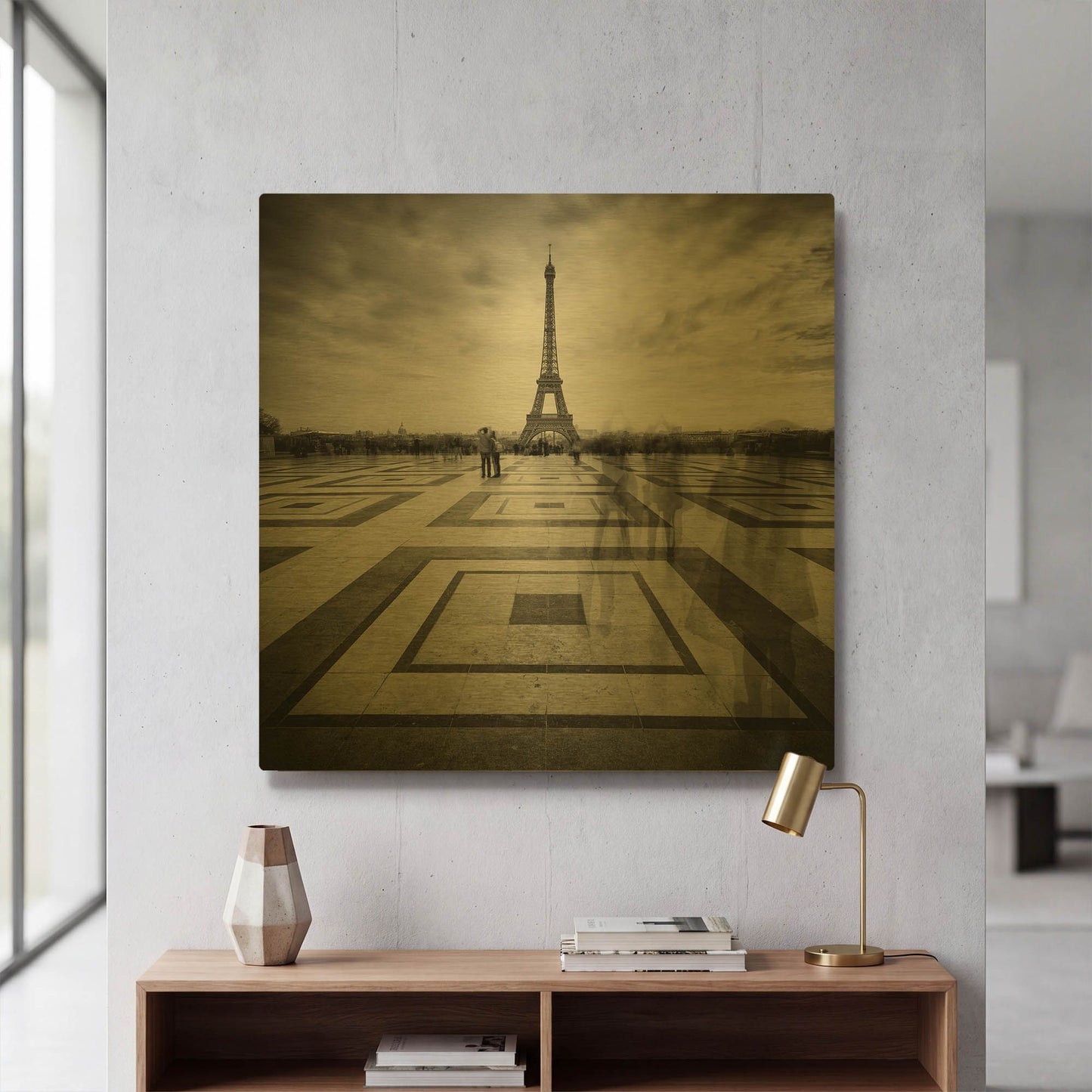 'Tourists D1067D' By Wilco Dragt Gold Metal Wall Art