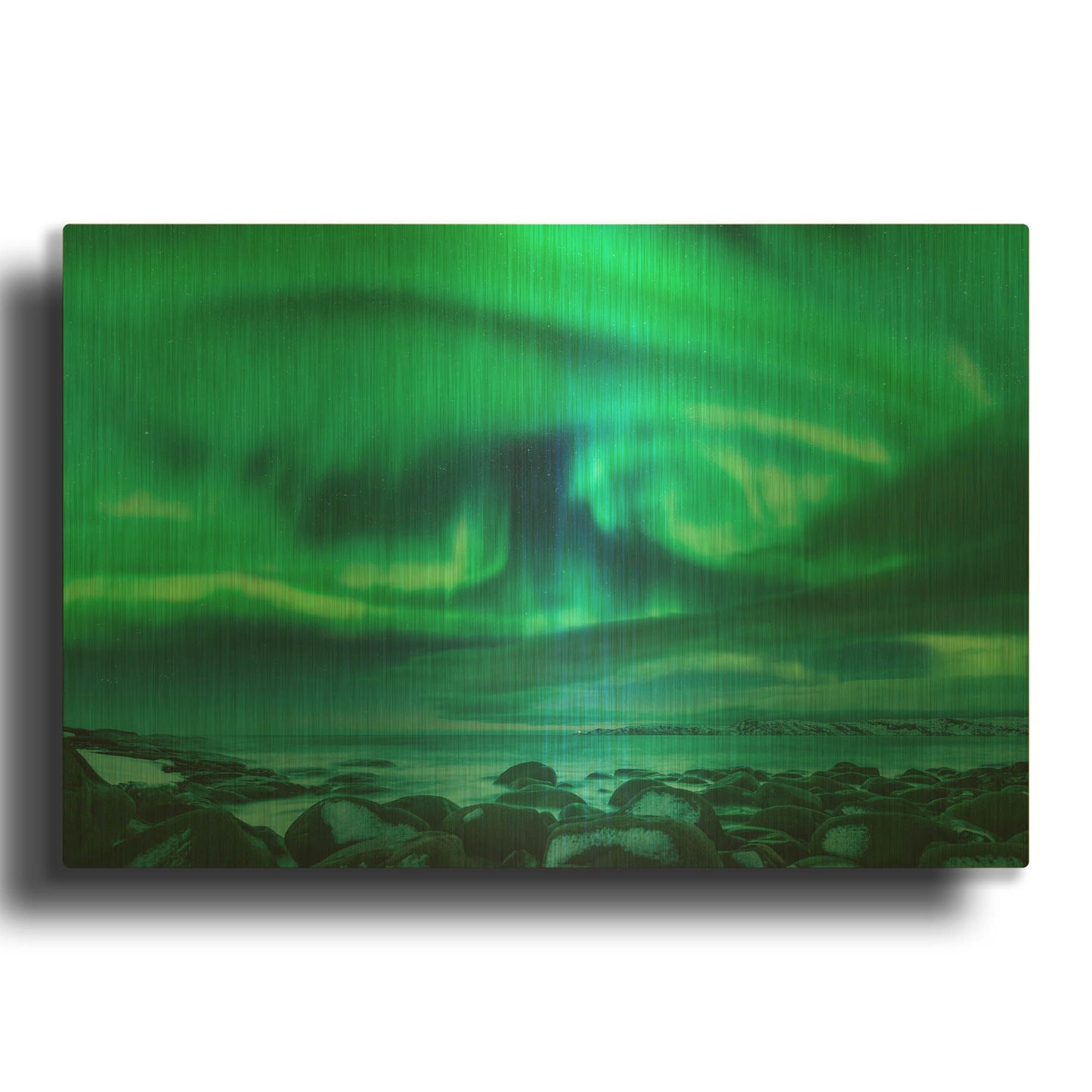 'Aurora Borealis Over Ocean' By LUXE Gold Metal Wall Art