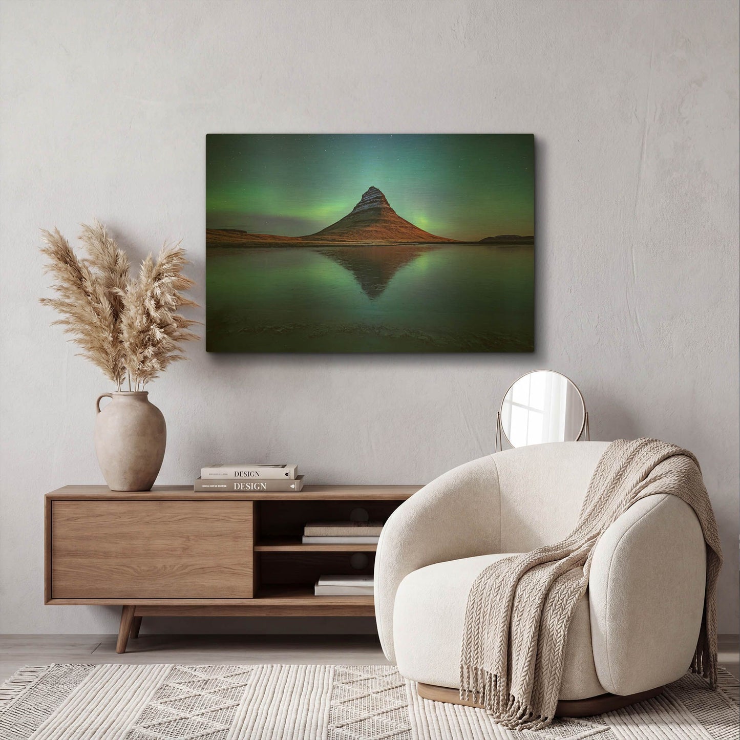 'Northern Light Aurora Borealis Over Kirkjufell 2' By LUXE Gold Metal Wall Art