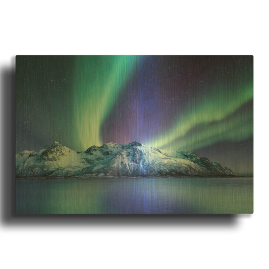 'Northern Lights In The Lofoten Islands Norway 1' By LUXE Gold Metal Wall Art