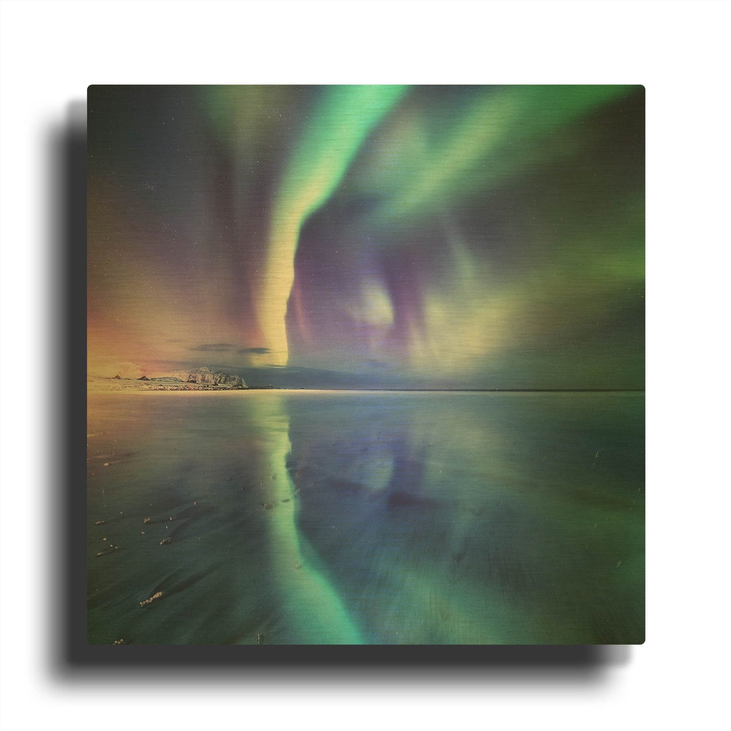 'Northern Lights In The Lofoten Islands Norway 4' By LUXE Gold Metal Wall Art