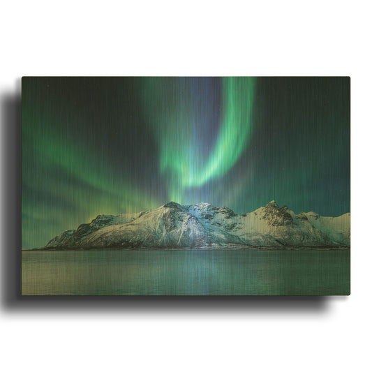 'Northern Lights In The Lofoten Islands Norway 6' By LUXE Gold Metal Wall Art
