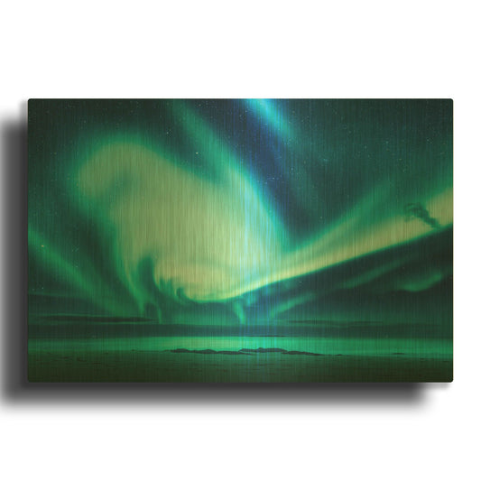 'Polar Lights Above The Sea Green Northern Lights' By LUXE Gold Metal Wall Art