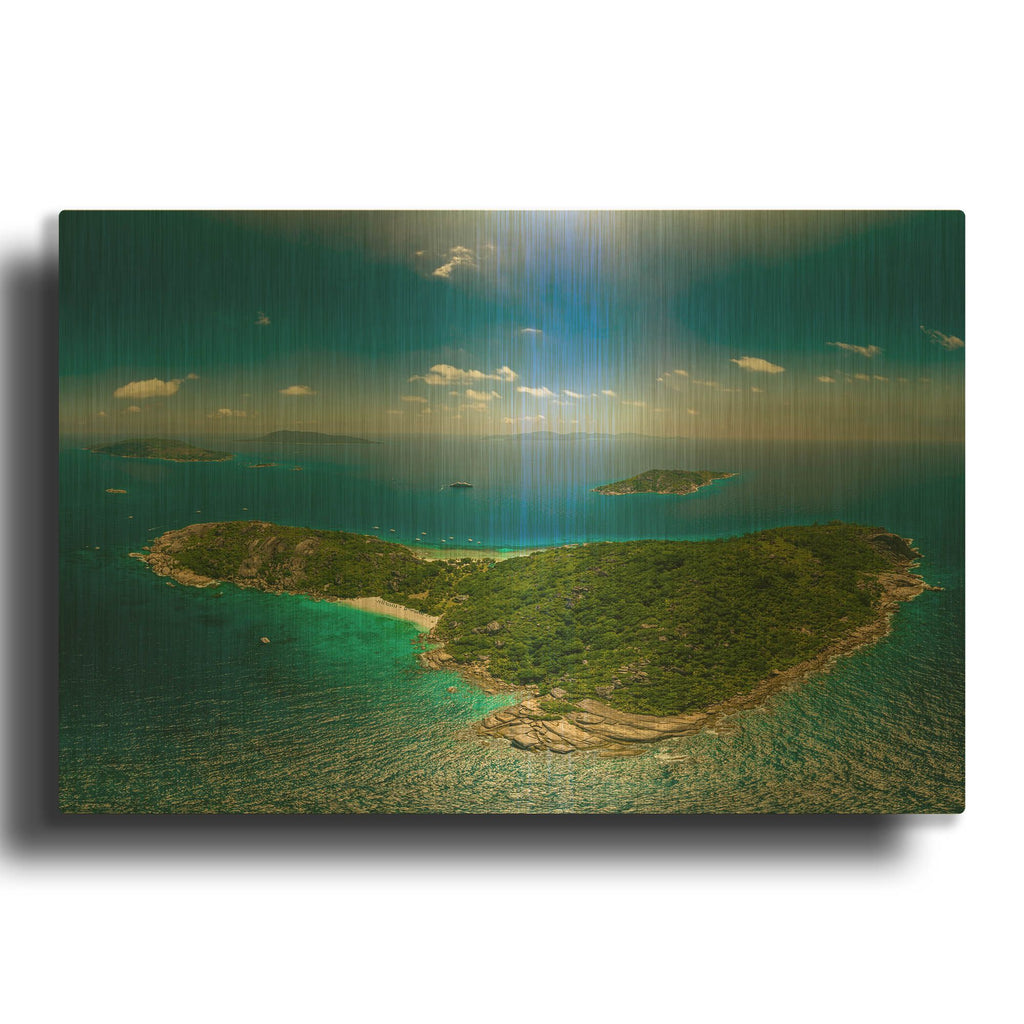 'Seychelles - Grande Seur' By AKG Gold Metal Wall Art