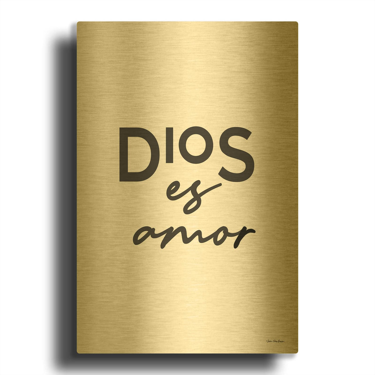 'God is Love - Spanish' By Seven Trees Design Gold Metal Wall Art