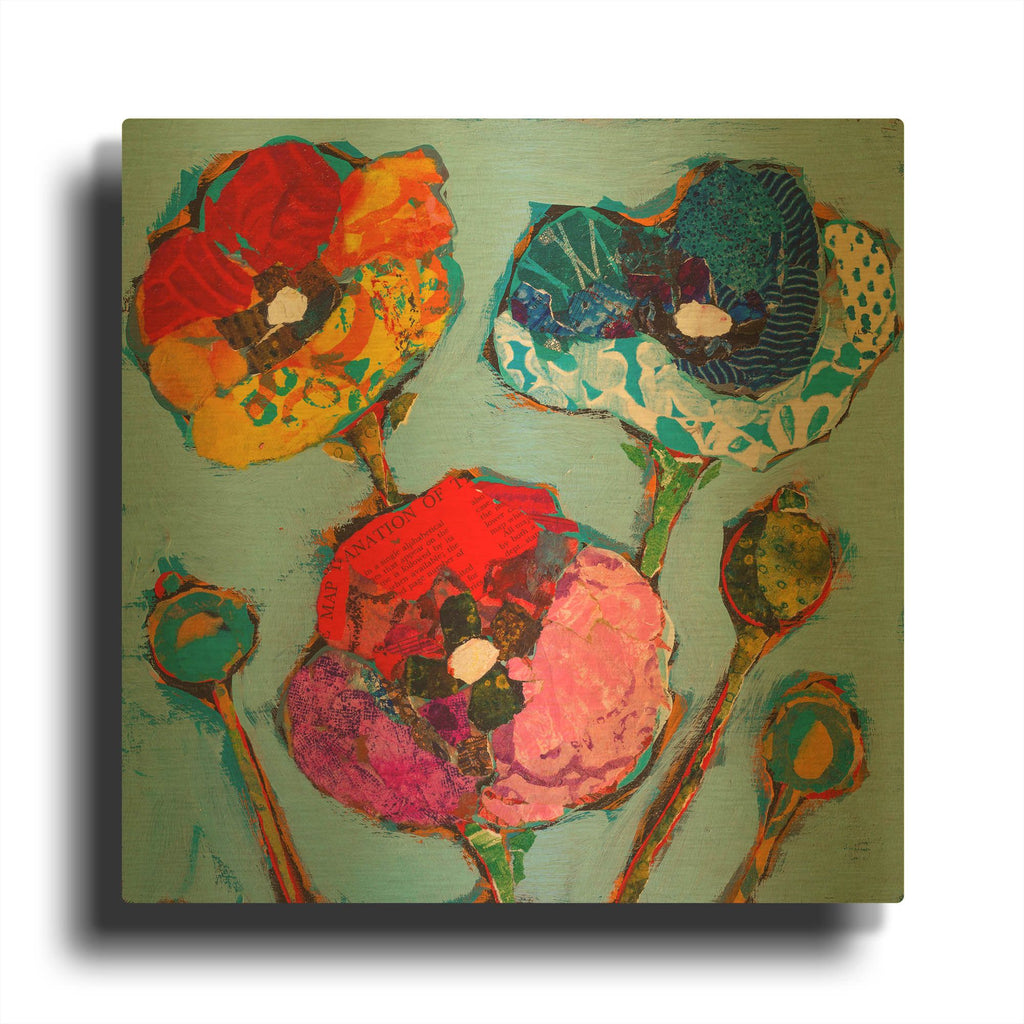 'Poppy 6' By St. Hilaire Elizabeth Gold Metal Wall Art