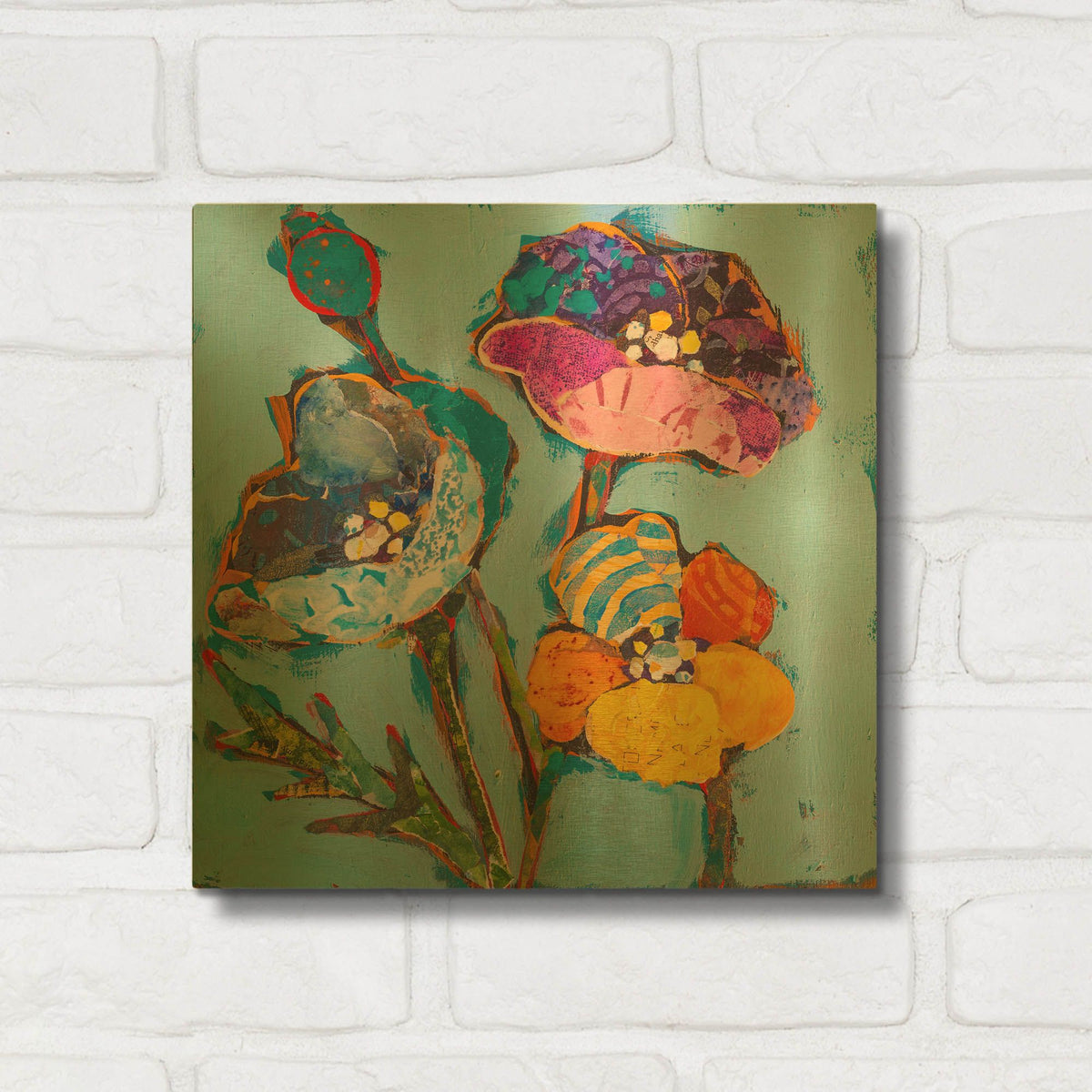 'Poppy 3' By St. Hilaire Elizabeth Gold Metal Wall Art