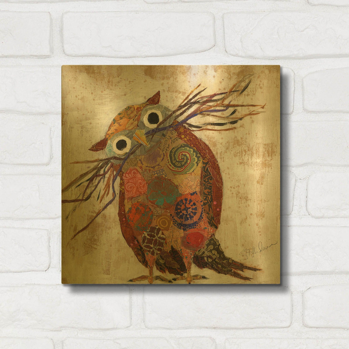 'Curious Owl 2' By St. Hilaire Elizabeth Gold Metal Wall Art