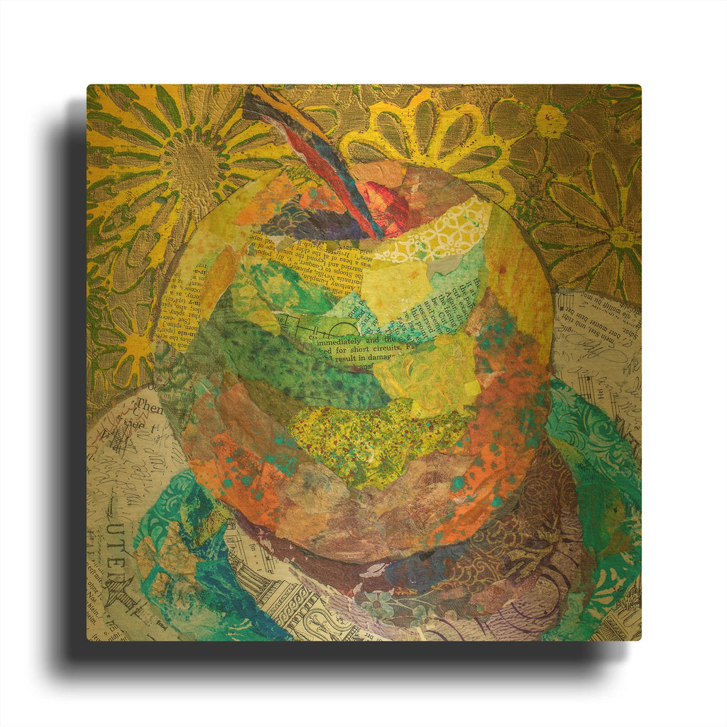 'Granny SMith' By St. Hilaire Elizabeth Gold Metal Wall Art