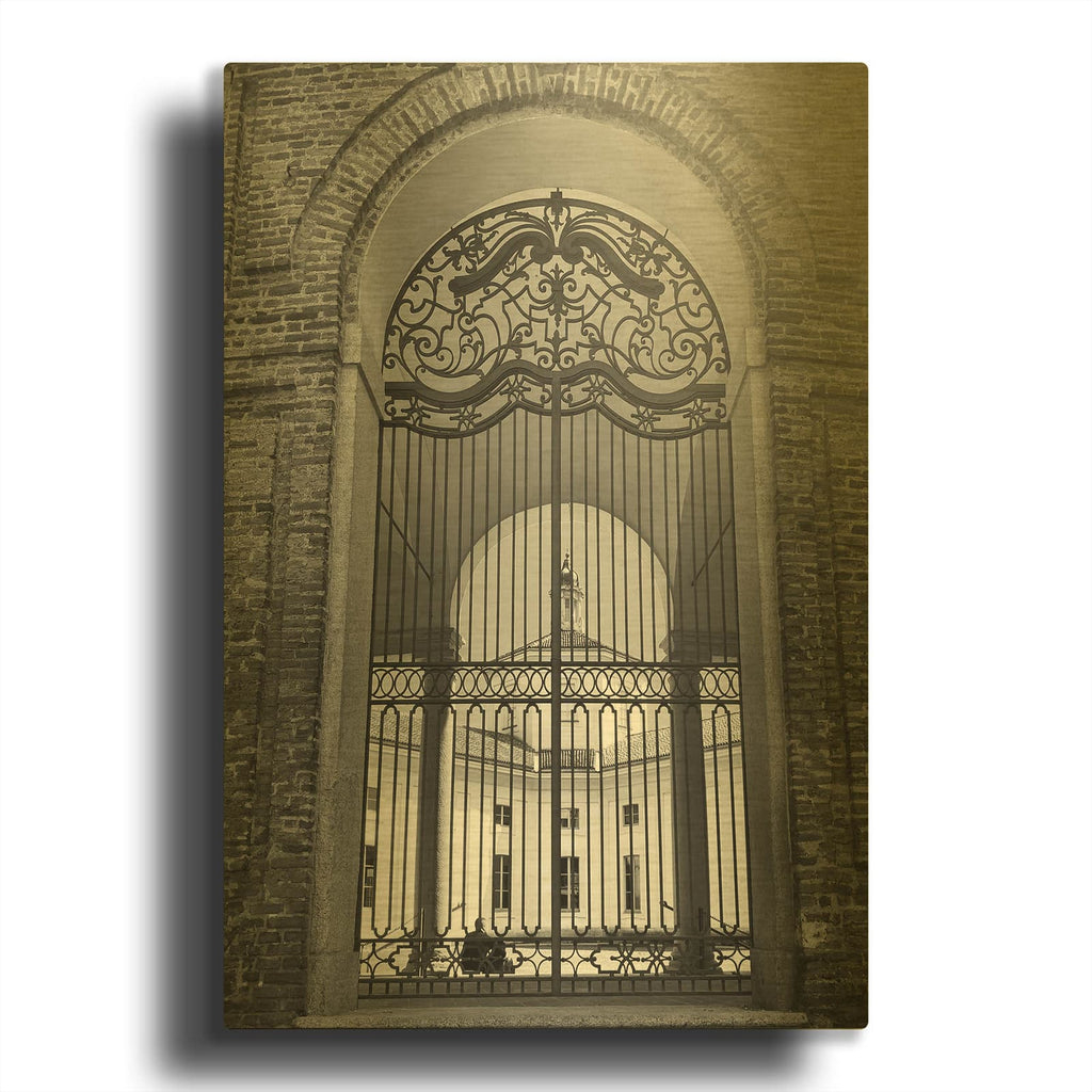 'The Rotunda BNW' By IMB Gold Metal Wall Art