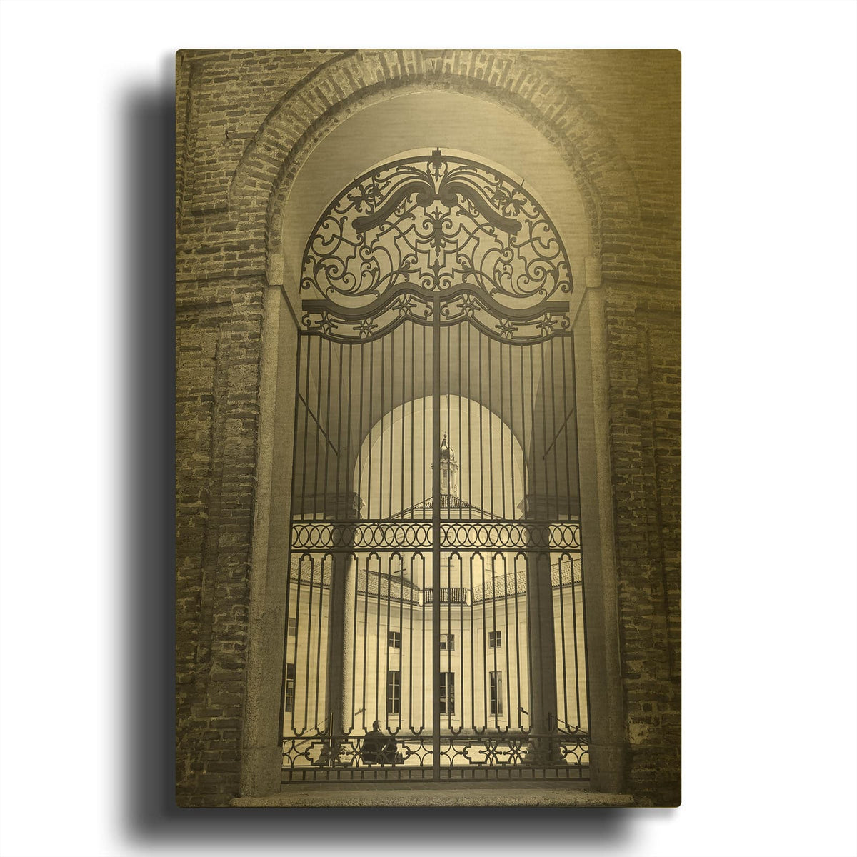 'The Rotunda BNW' By IMB Gold Metal Wall Art