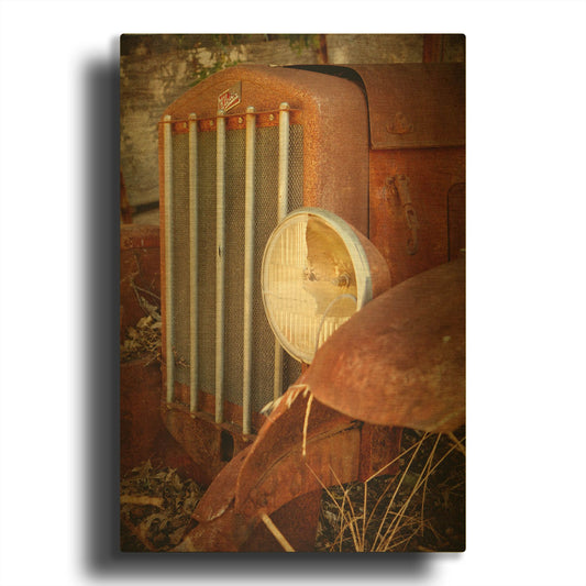'Kleiber' By Jessica Rogers Gold Metal Wall Art