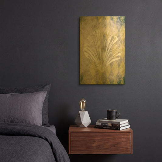 'Vintage Harlequin Shell 2' By Alicia Soave Gold Metal Wall Art
