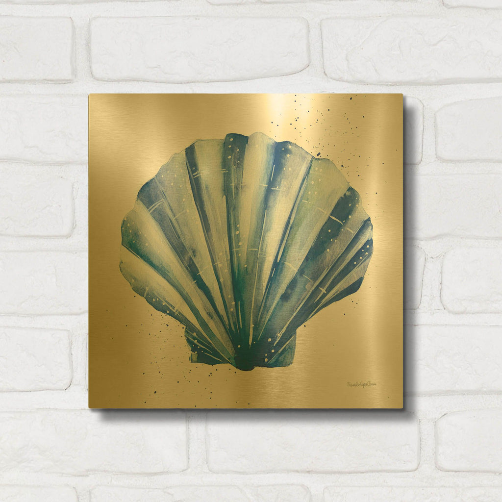 'Scallop Shell Sq' By Mercedes Lopez Charro Gold Metal Wall Art